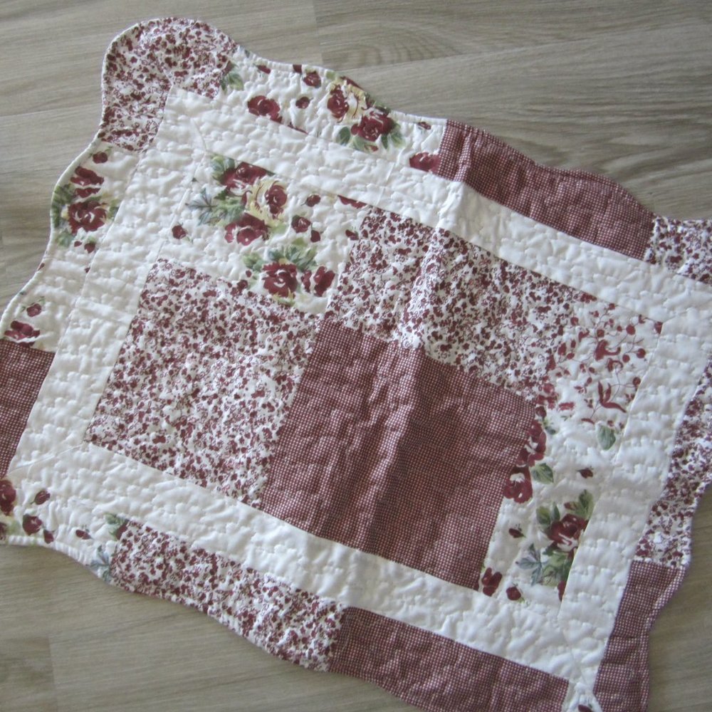 Red/White Floral Print 100% Cotton Patchwork Design Standard Size Pillow Sham